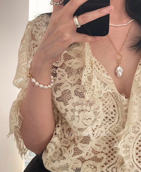 Timeless Asymmetrical Baroque Bracelet - 图片 9
