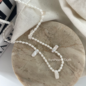 Lace Irregular Pearl Necklace