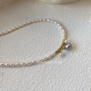 Petite Royal Queen Necklace