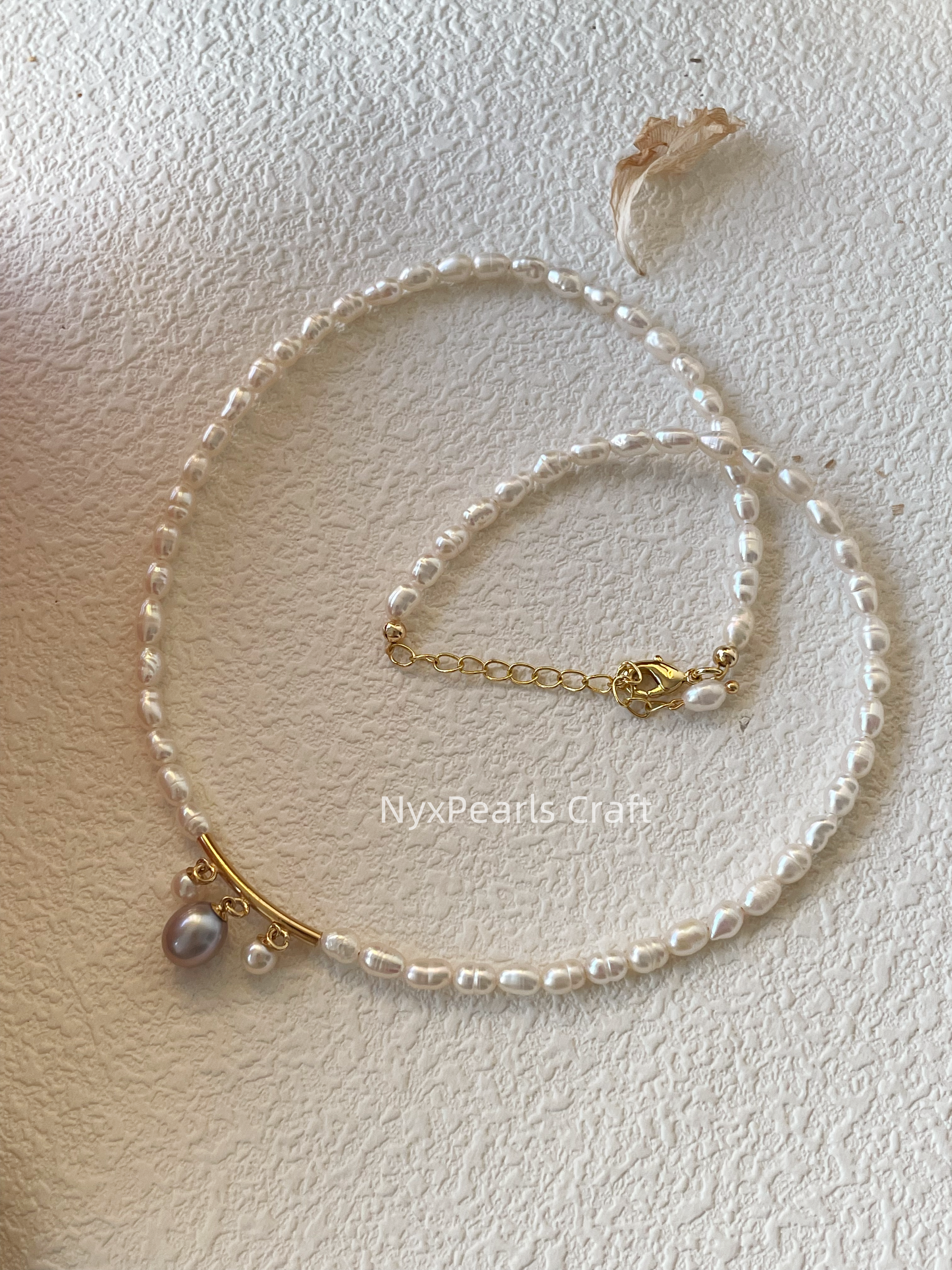 Petite Royal Queen Necklace - 图片 2