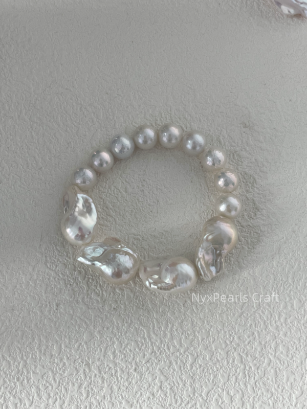 Large Baroque Pearl Beaded Bracelet