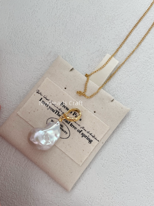 Golden Large Baroque Universal Clasp Necklace - 图片 3