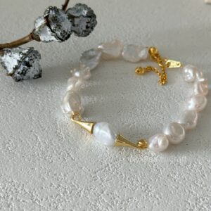 Mustache-design Baroque Bracelet