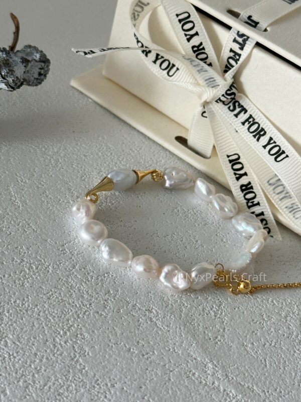 Mustache-design Baroque Bracelet - 图片 4