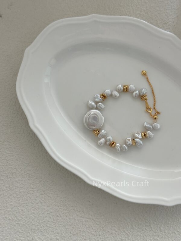 Round Plate Keshi Clasp Bracelet - 图片 3