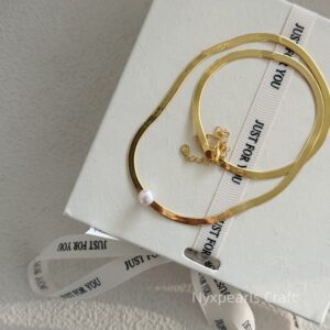 Single Pearl Gold Snake Chain Necklace