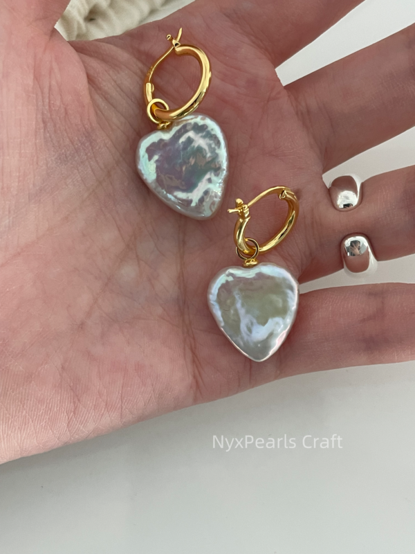 365 Baroque Pearl Heart Earrings