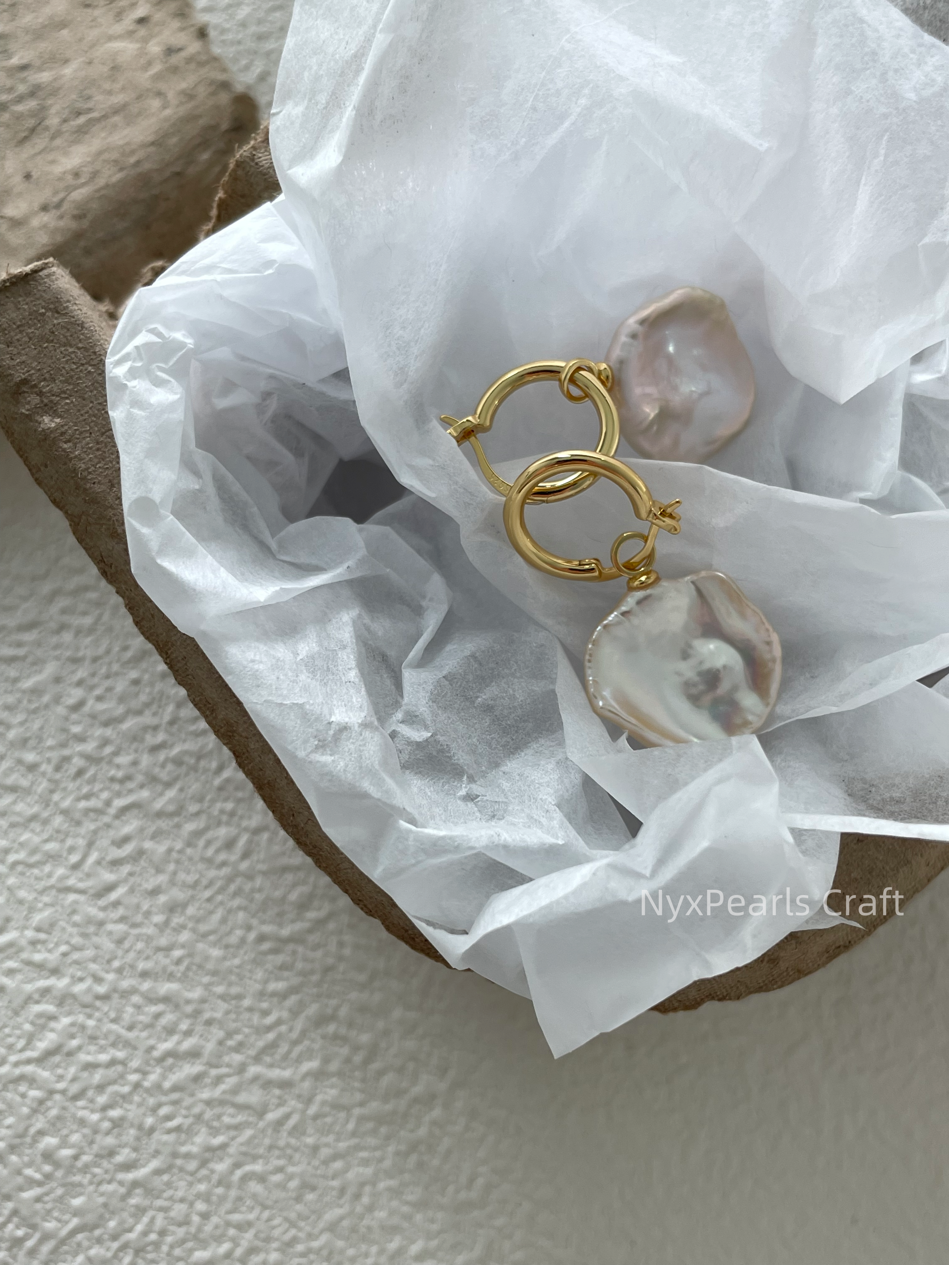 Petal Metal Earrings - 图片 6