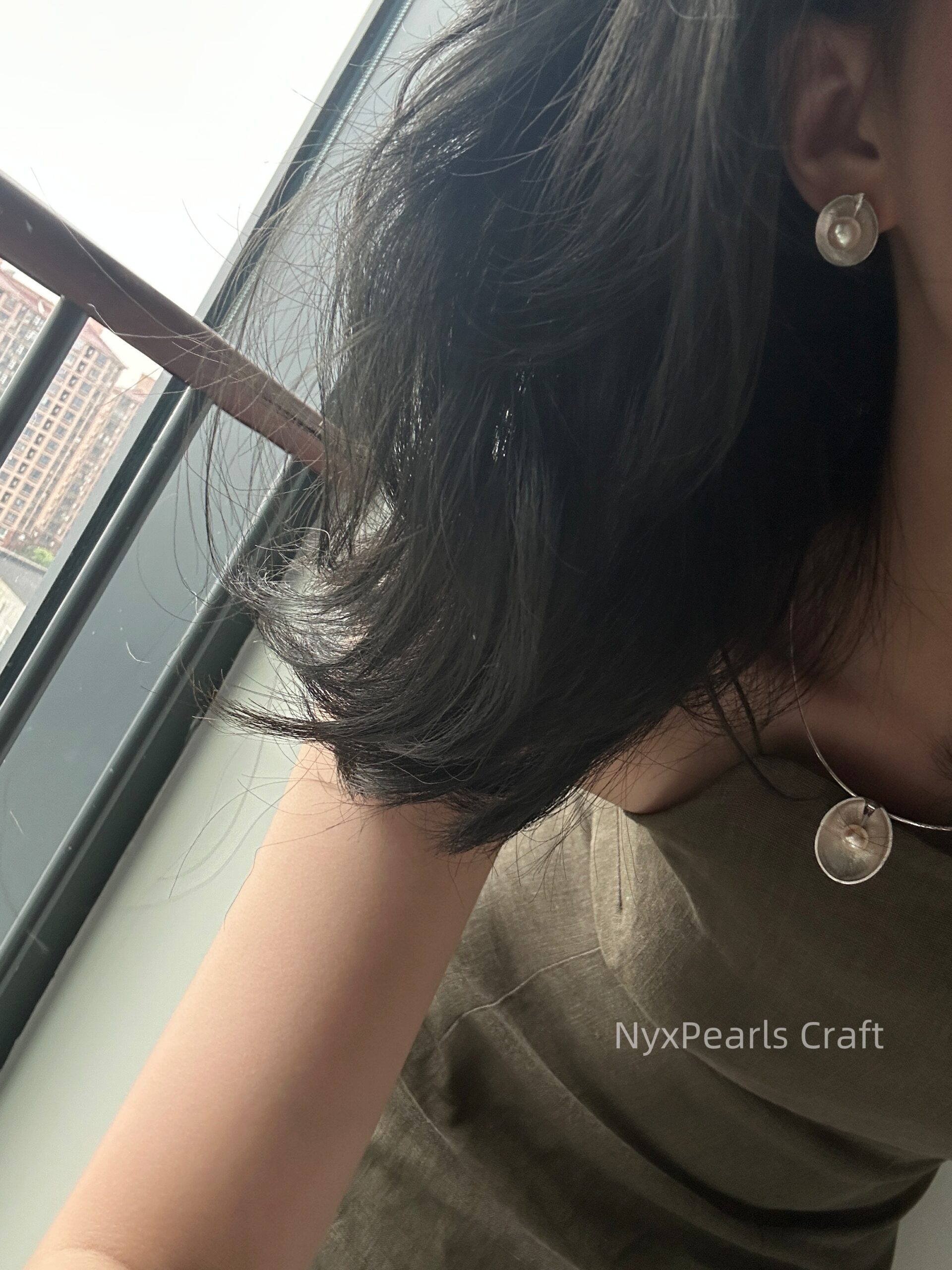 Shell-Inspired Pearl Earrings - 图片 10