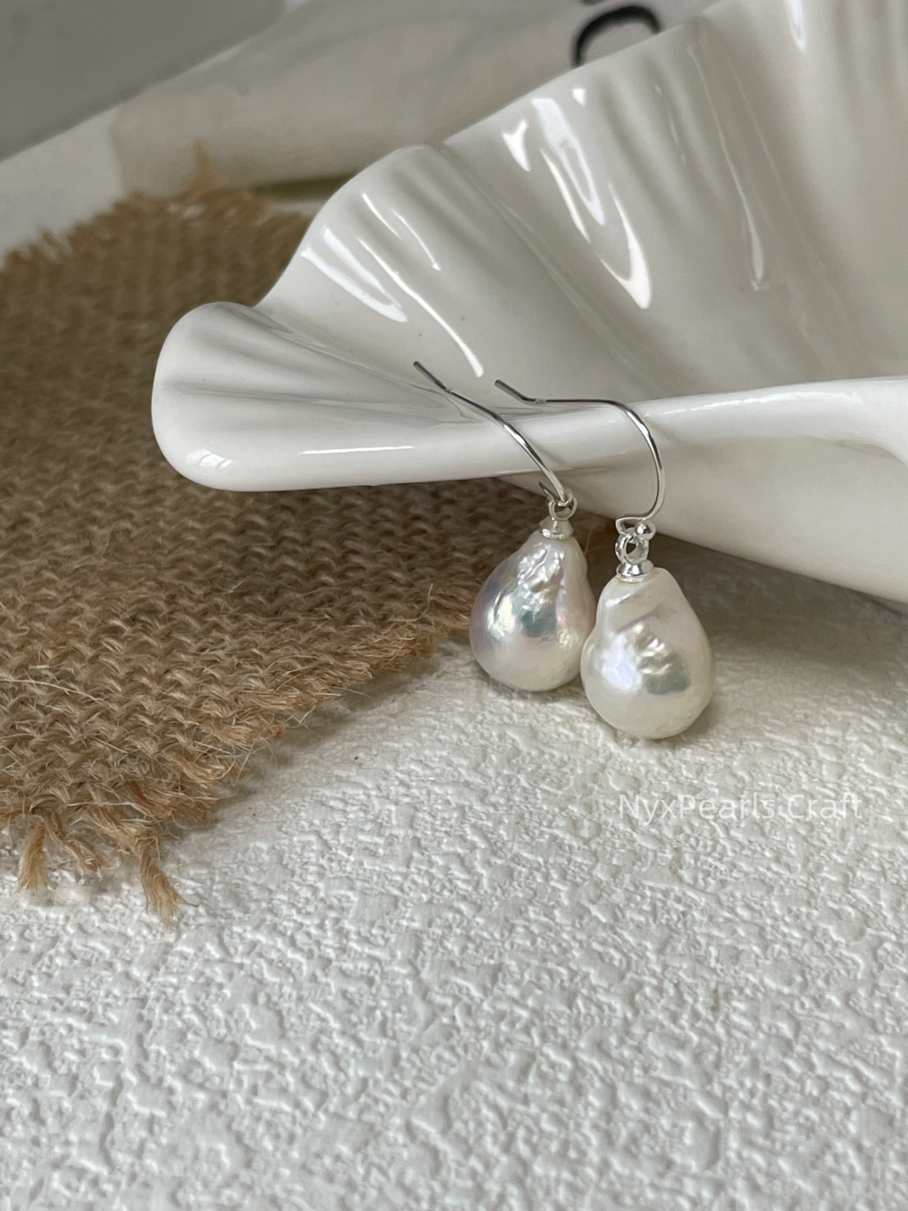 Foil Texture Baroque Pearl Earrings