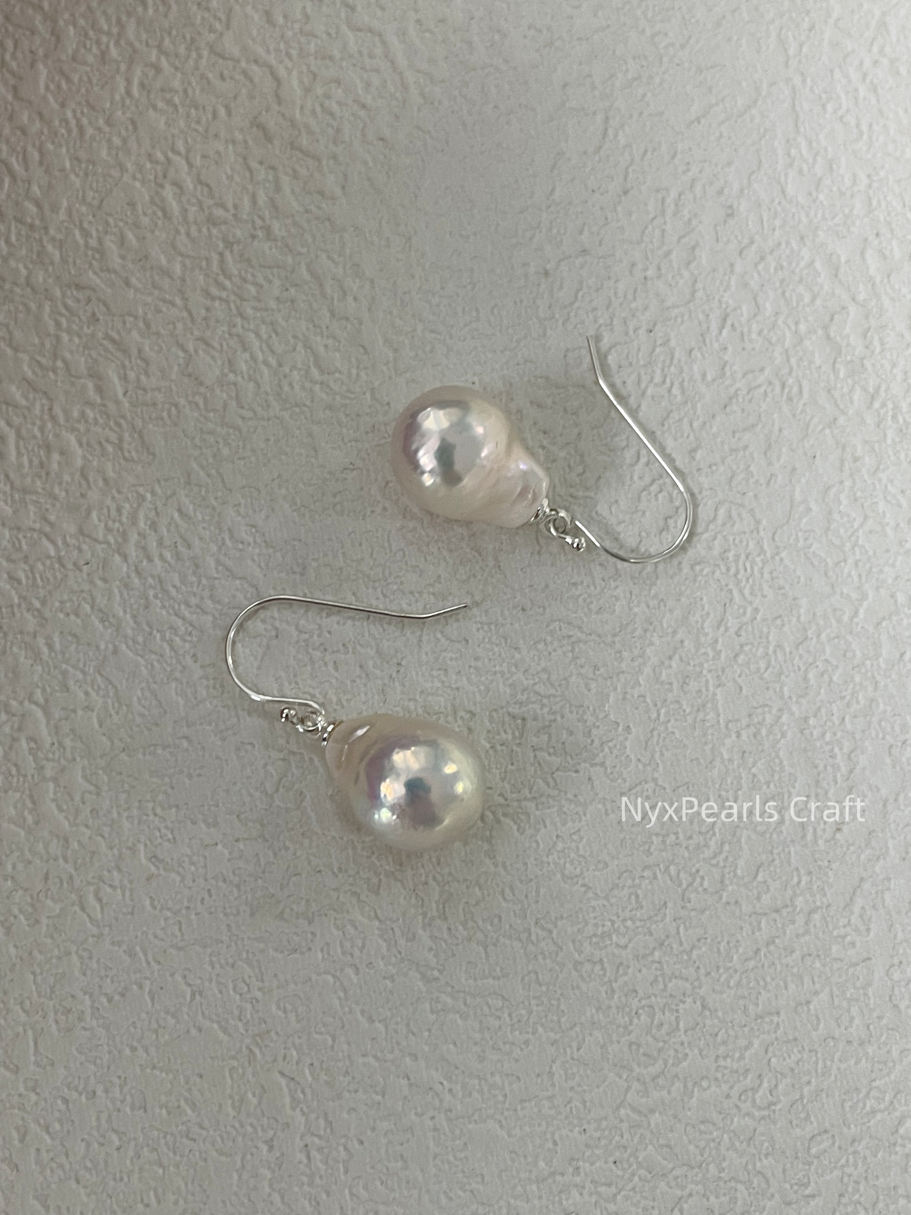 Foil Texture Baroque Pearl Earrings - 图片 6