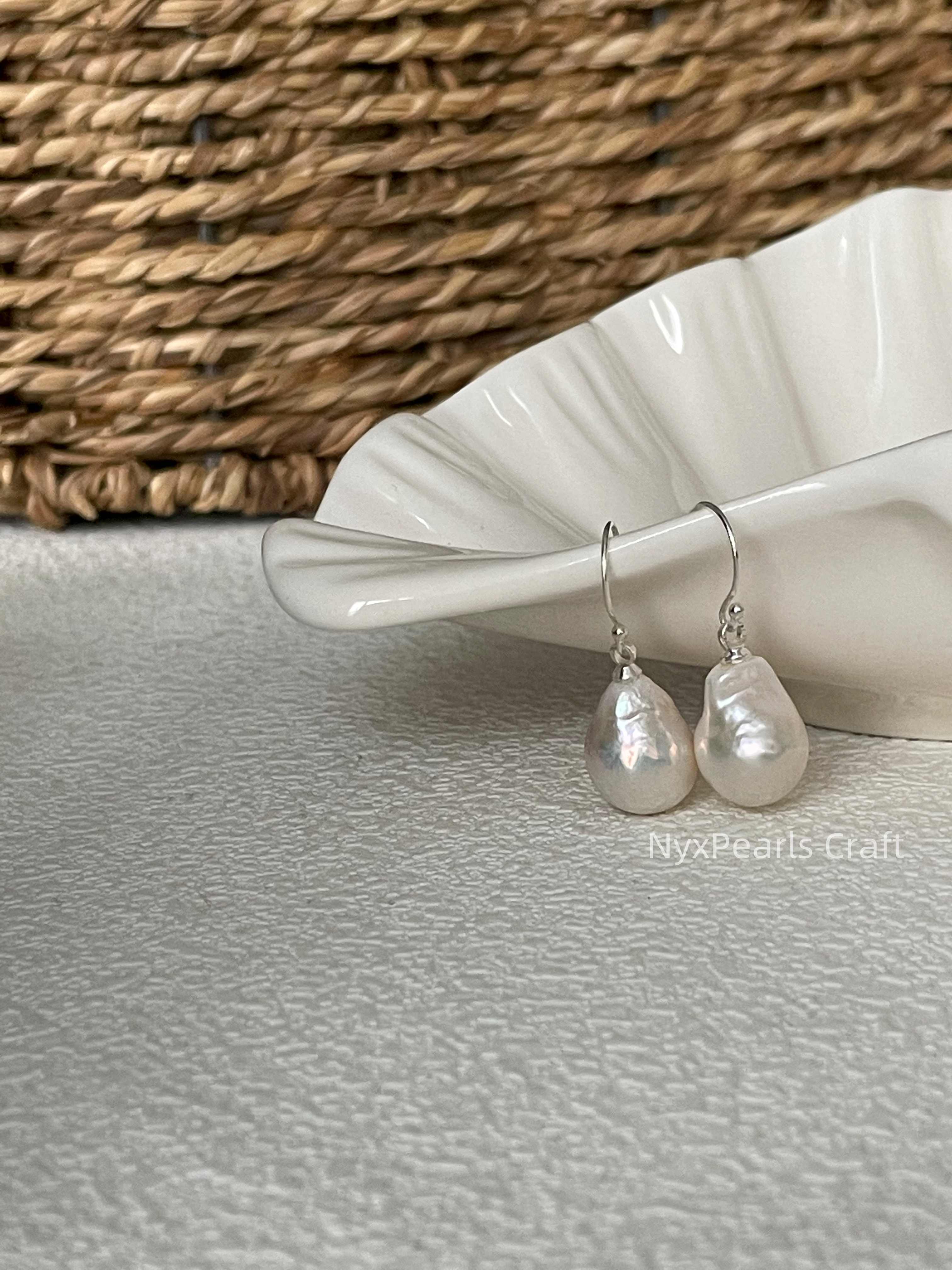 Foil Texture Baroque Pearl Earrings - 图片 8